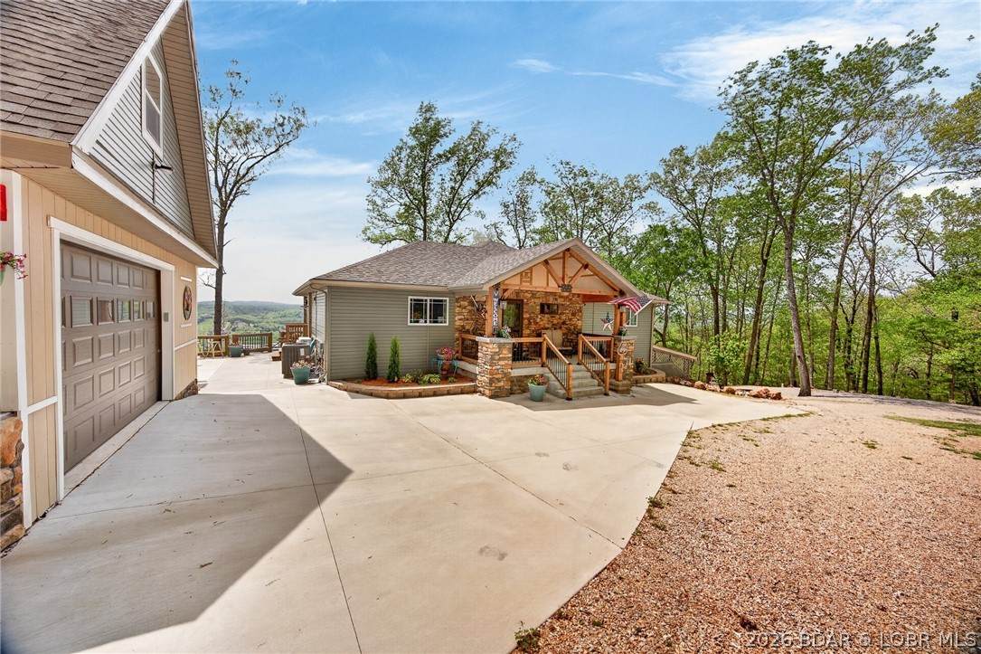https://bt-photos.global.ssl.fastly.net/ozarks/orig_boomver_3_3583554-2.jpg