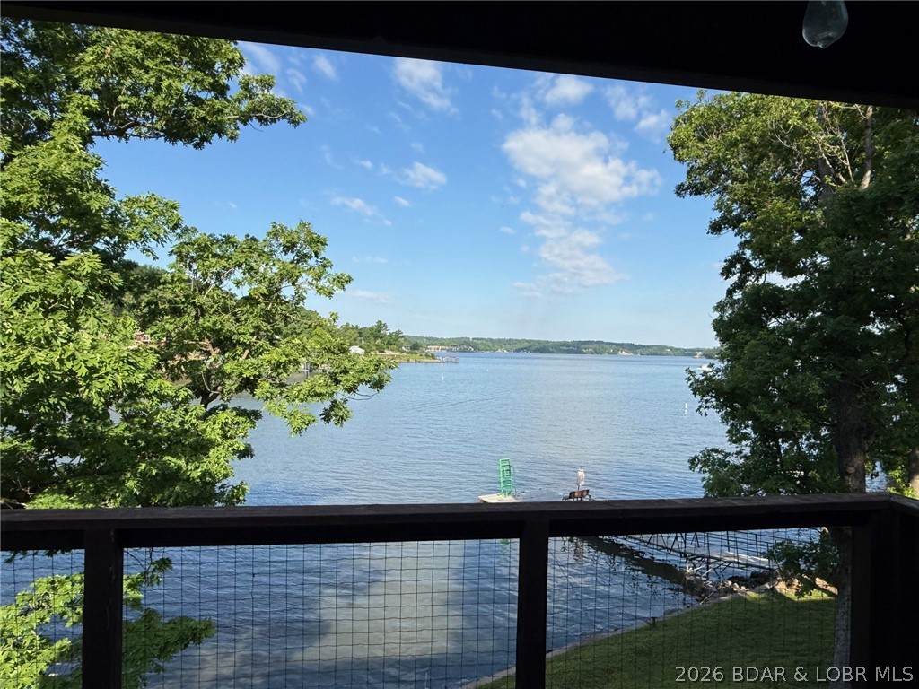 255 Lone Oak Point - Photo 1