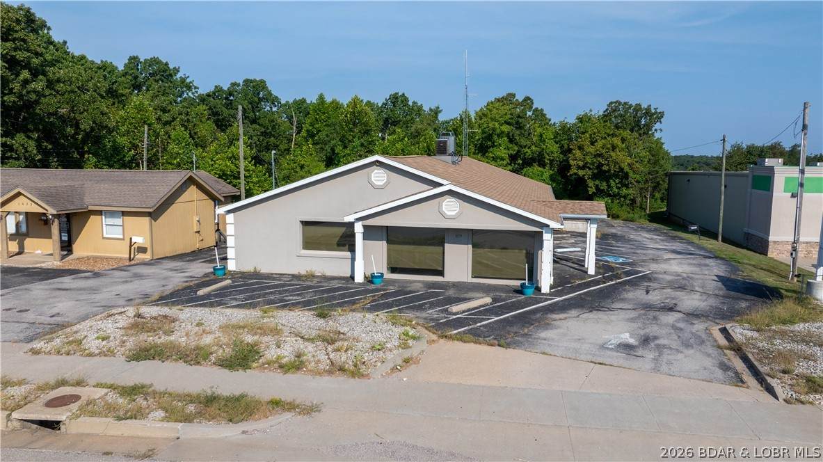 https://bt-photos.global.ssl.fastly.net/ozarks/orig_boomver_2_3584074-2.jpg