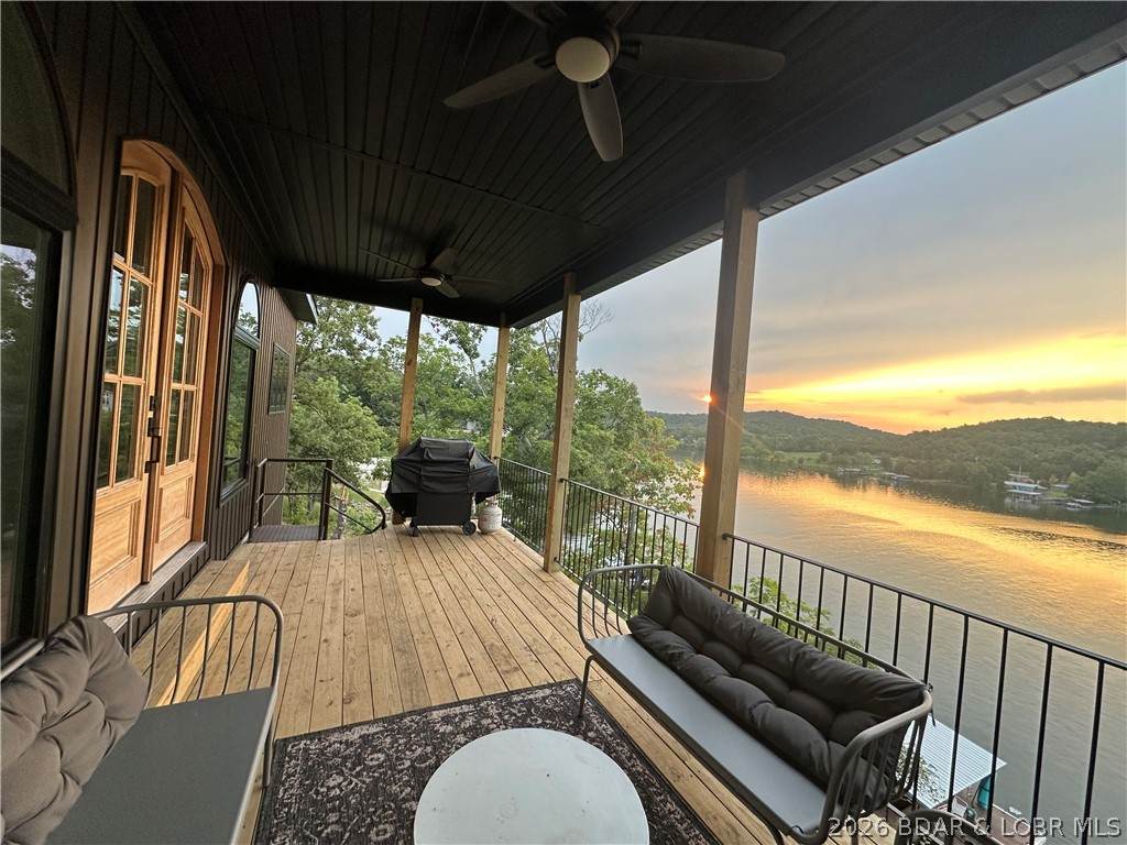 https://bt-photos.global.ssl.fastly.net/ozarks/orig_boomver_2_3584215-2.jpg