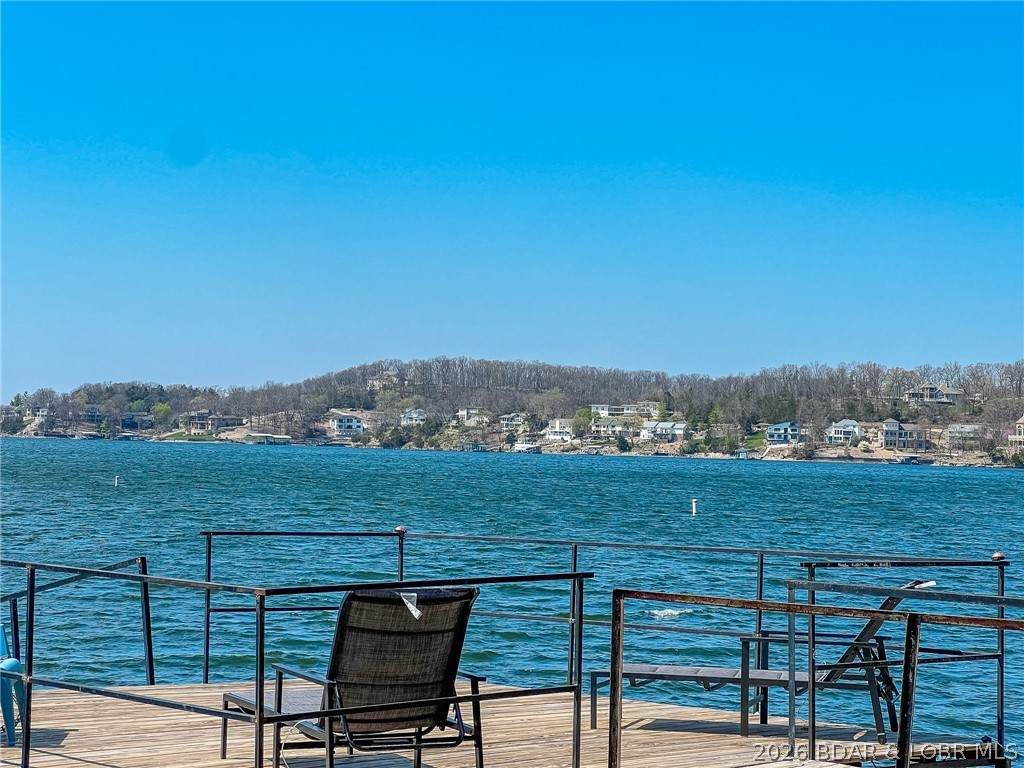 https://bt-photos.global.ssl.fastly.net/ozarks/orig_boomver_2_3584565-2.jpg