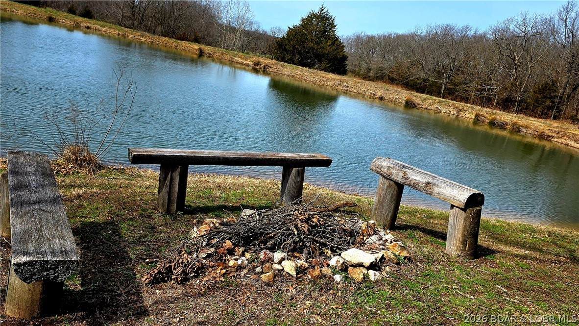 https://bt-photos.global.ssl.fastly.net/ozarks/orig_boomver_2_3584916-2.jpg
