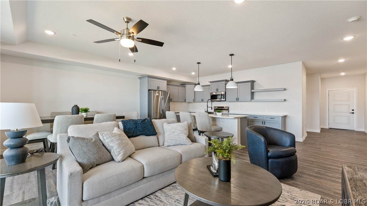 104 Sierra Bay Drive - Photo 1