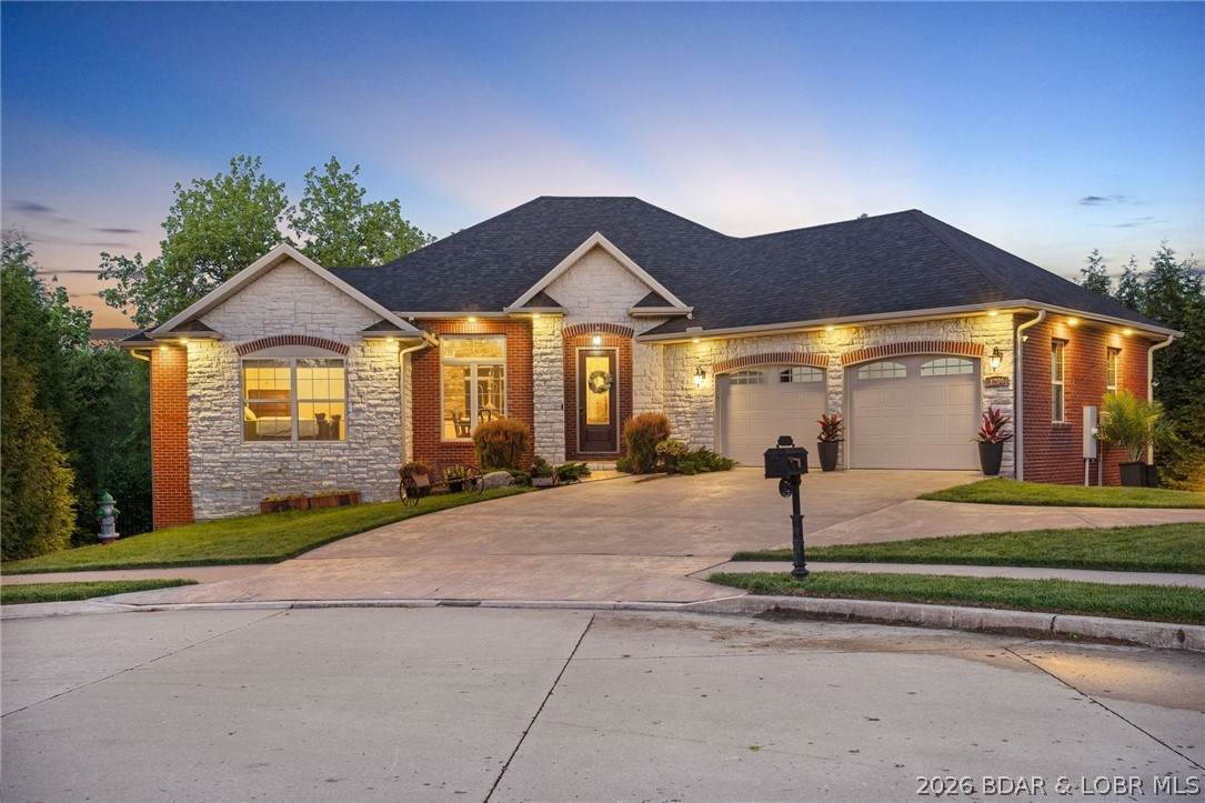 https://bt-photos.global.ssl.fastly.net/ozarks/orig_boomver_2_3586620-2.jpg