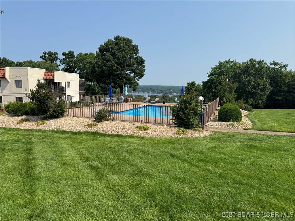 85 La Jolla Drive - Photo 1