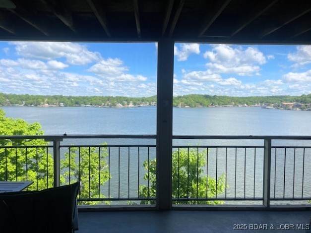 152 Falls Point Drive - Photo 1