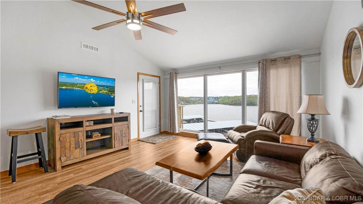 875 Parkside Place - Photo 1