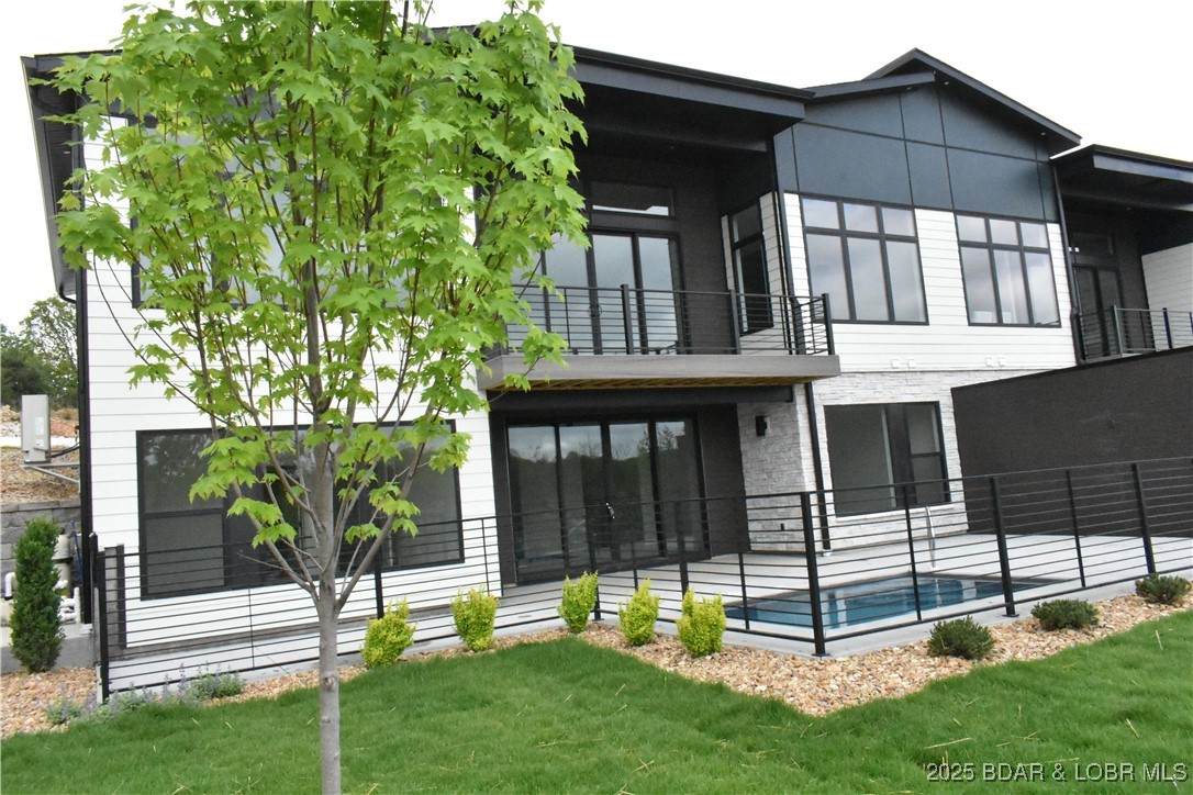 1152 Normandy Road - Photo 1