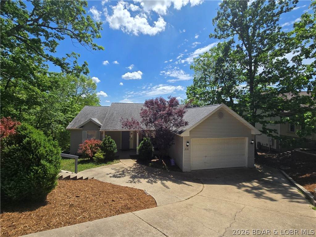 316 Albany Drive - Photo 1