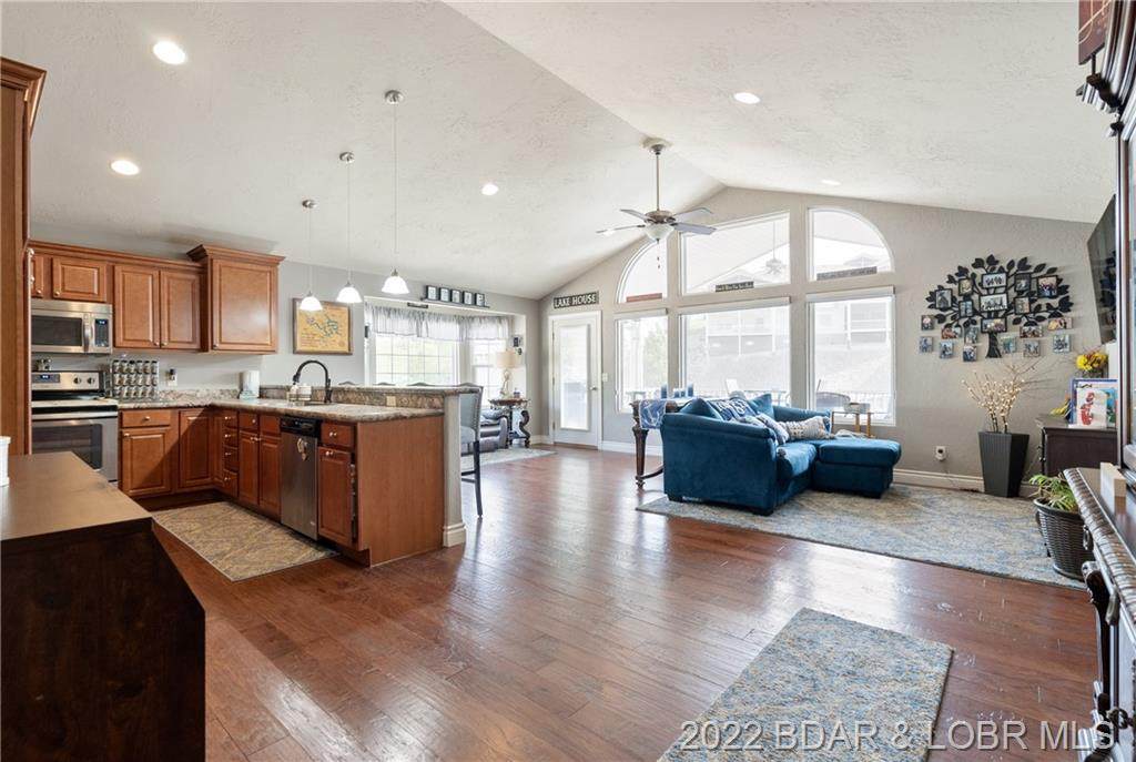 5202 Little Ship Street - Photo 1