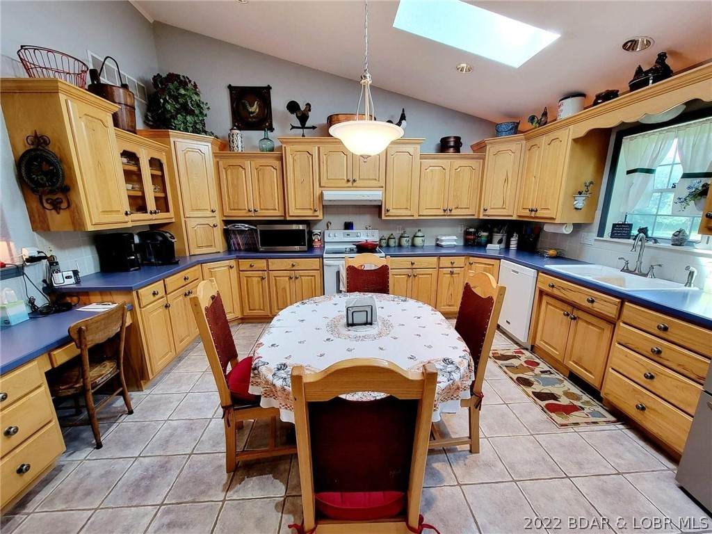 14978 Hwy 5 - Photo 1