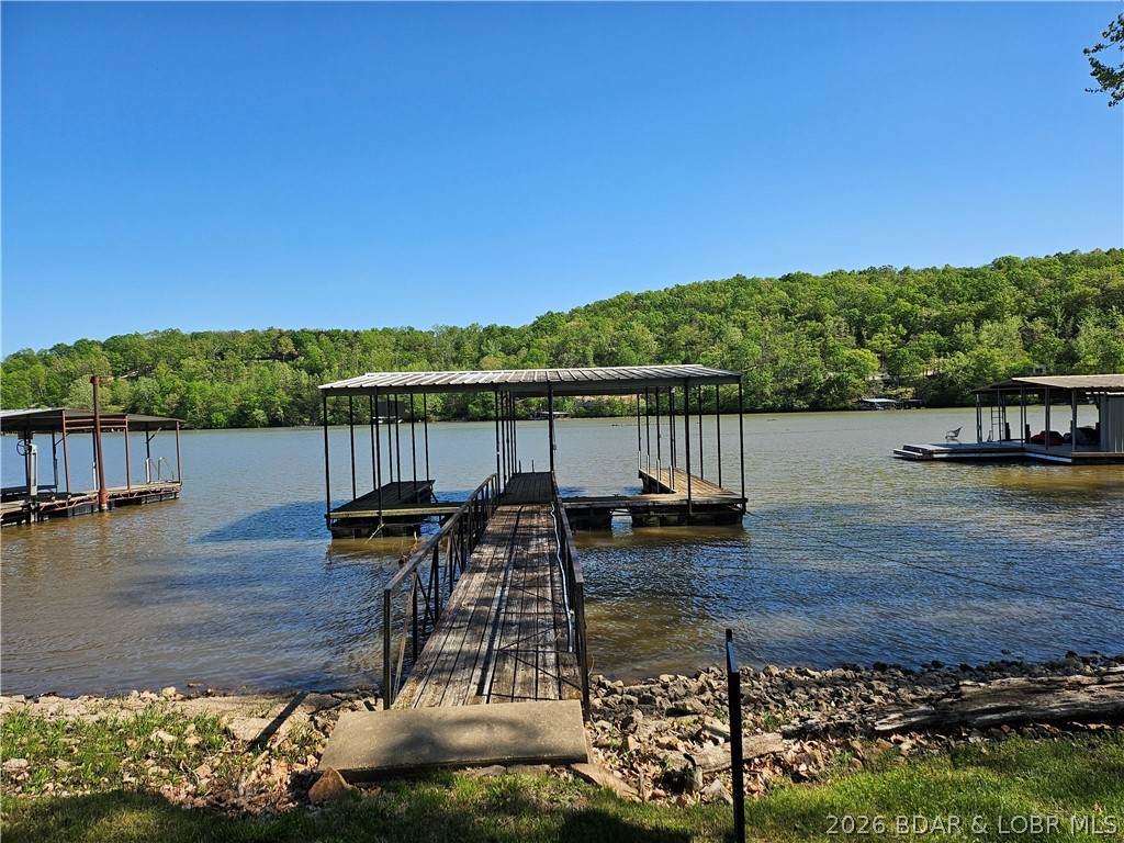 https://bt-photos.global.ssl.fastly.net/ozarks/orig_boomver_4_3584104-2.jpg