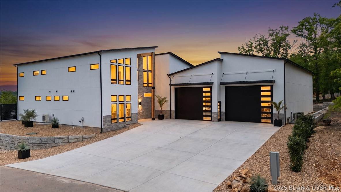 300 Beachnut Drive - Photo 1