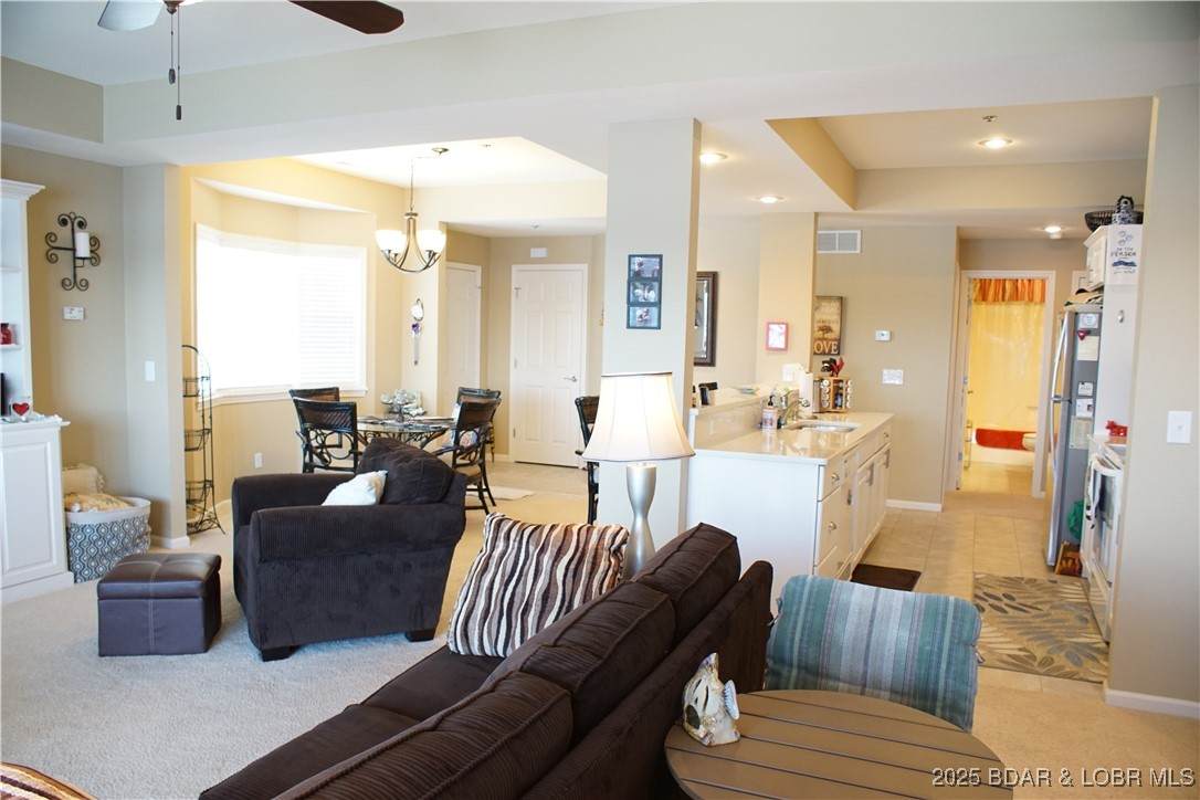 807 Harbour Towne - Photo 1