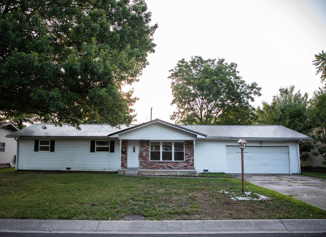 2901 Park Avenue - Photo 1