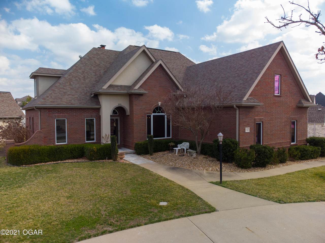 3001 Sunset Drive - Photo 1