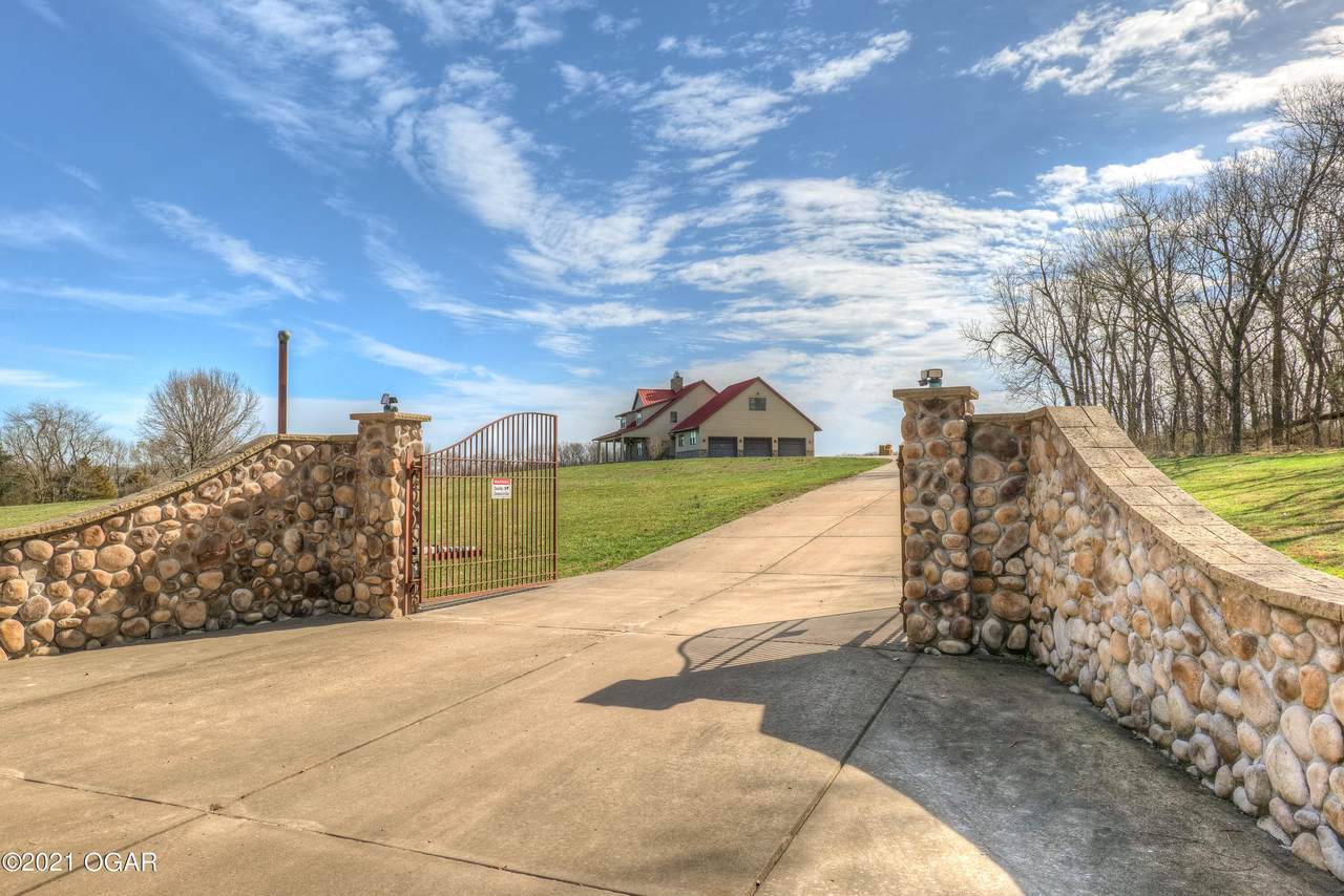 17777 Parrot Road - Photo 1