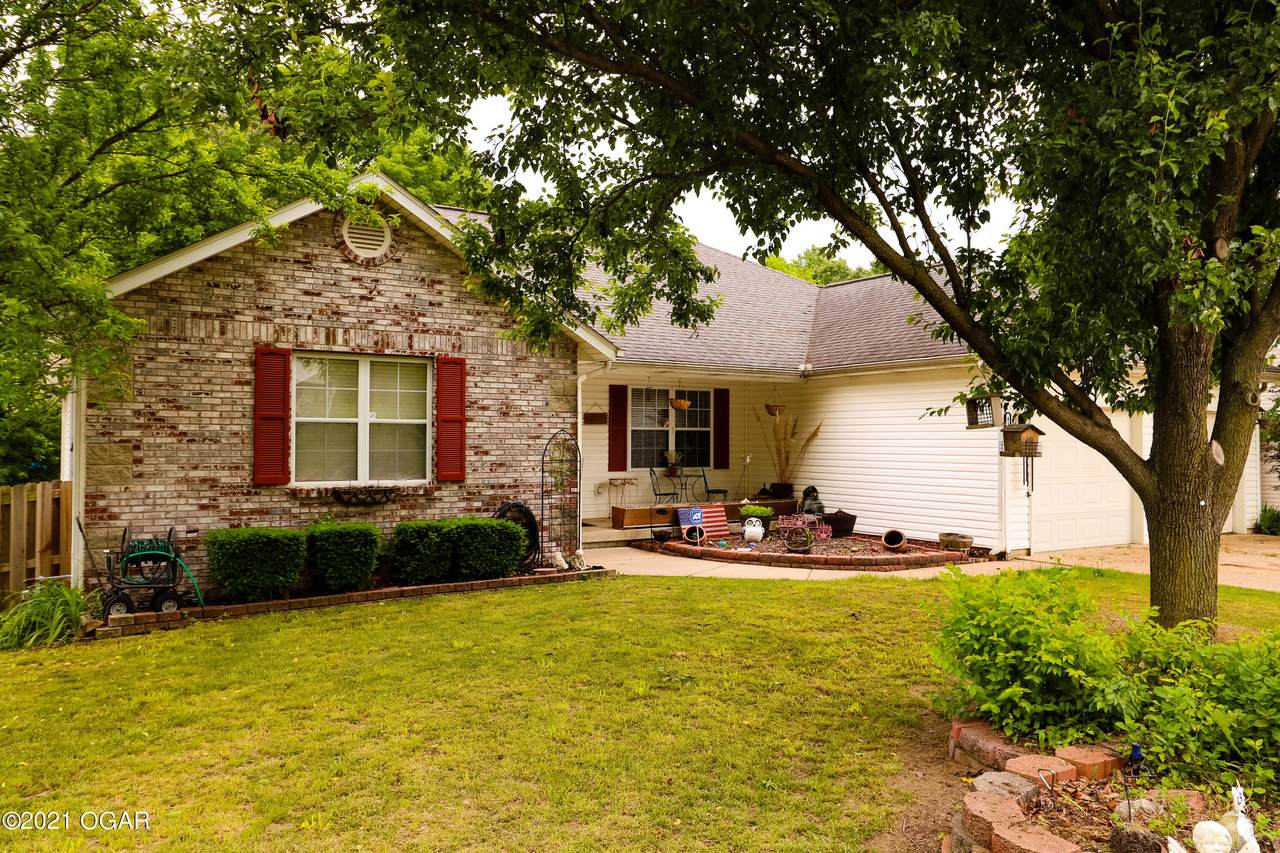 4301 Grand Avenue - Photo 1