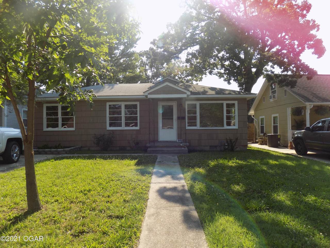 203 Mcconnell Avenue - Photo 1