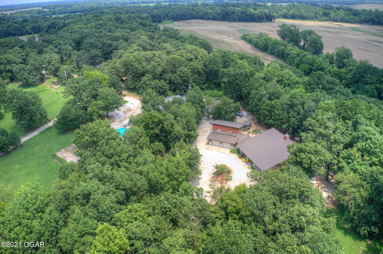 10330 State Line Road - Photo 1