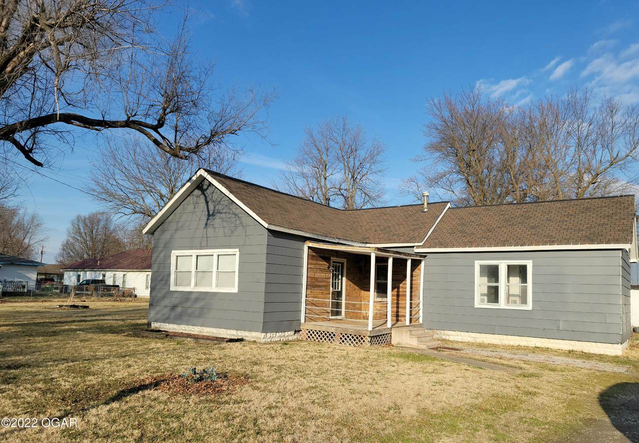 308 Dennison Avenue - Photo 1