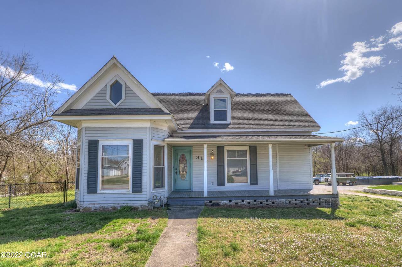 318 Pennell Street - Photo 1