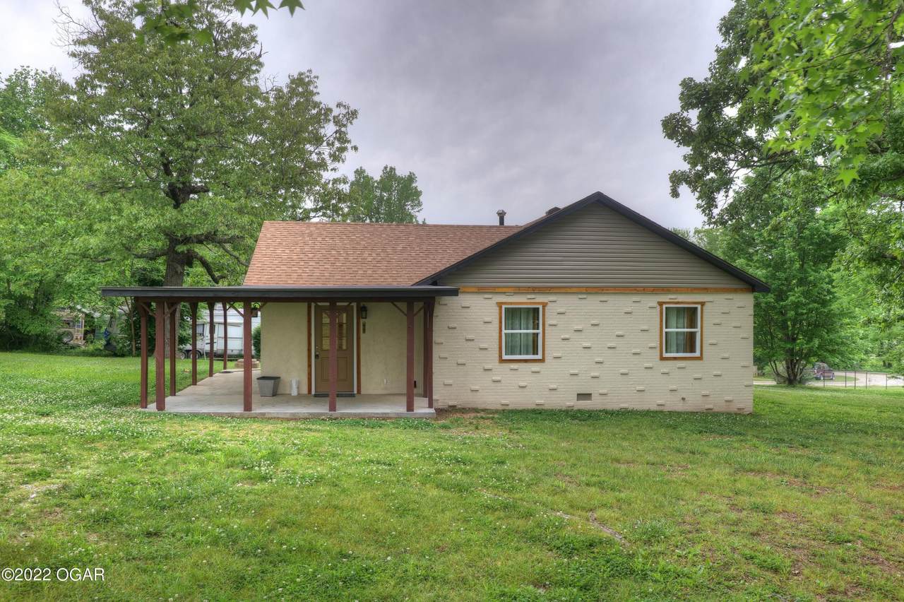 306 Broadlawn Boulevard - Photo 1