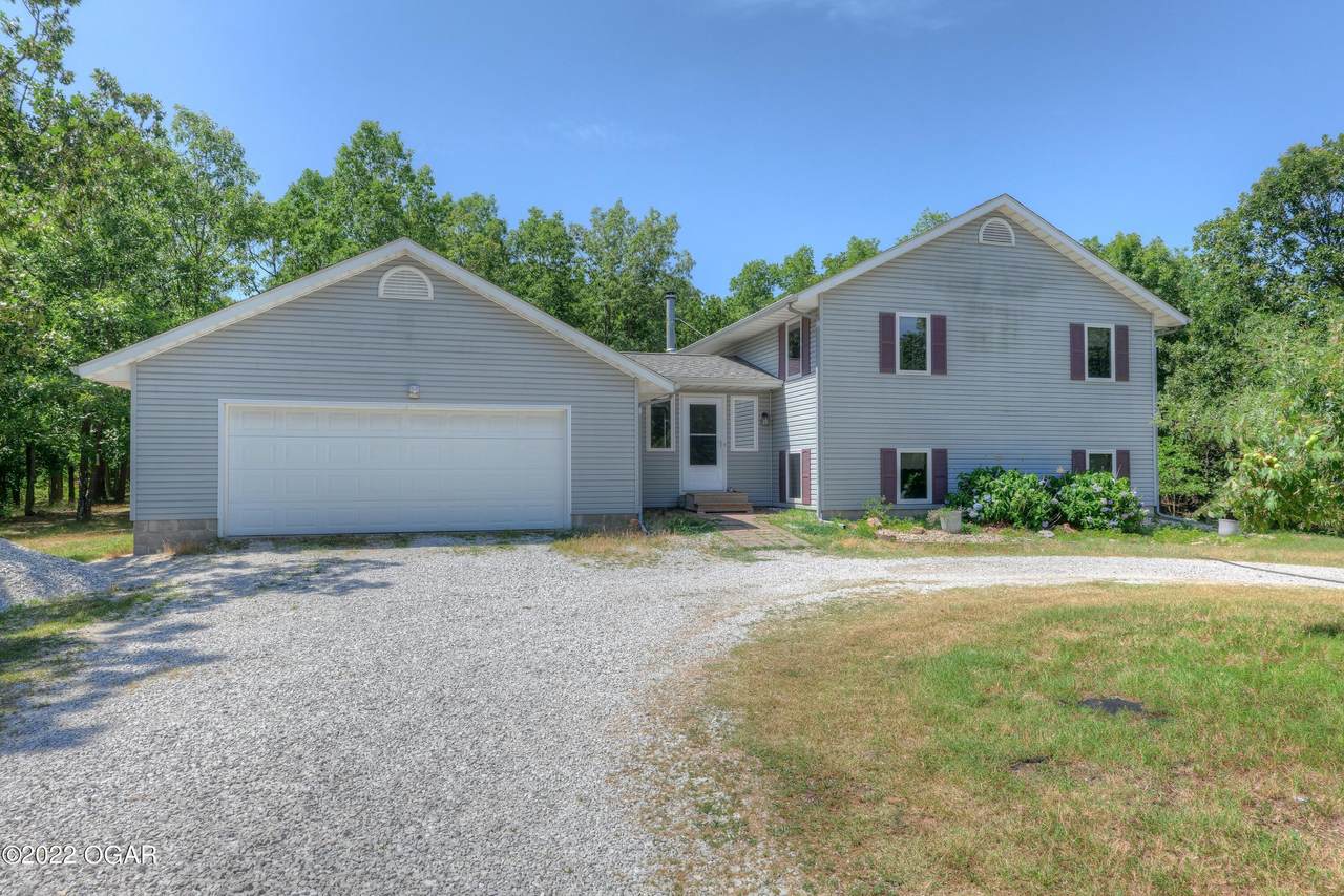 11203 Amelia Lane - Photo 1