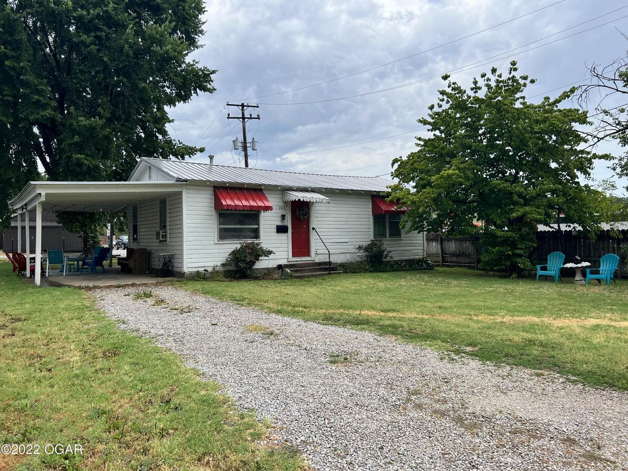 724 Wornall Street - Photo 1