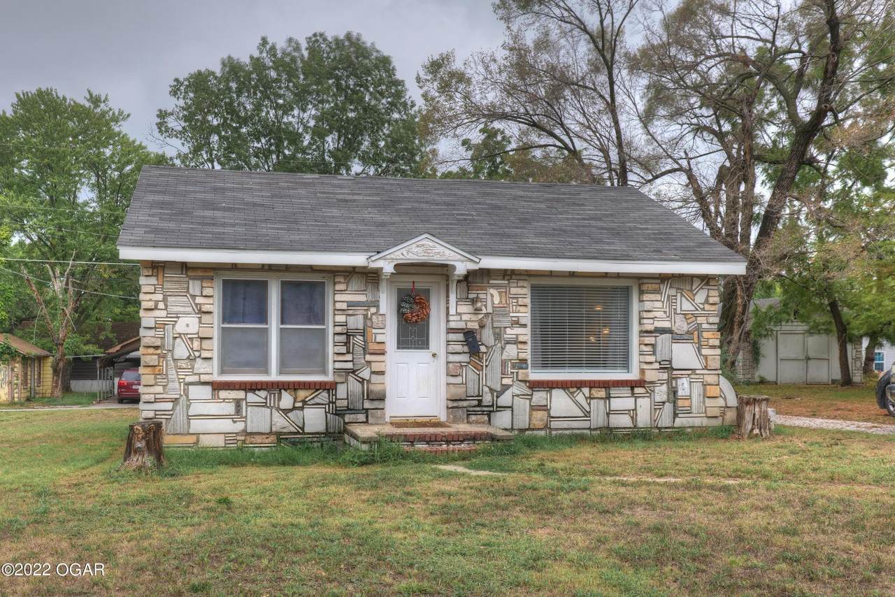 1111 Sycamore Street - Photo 1