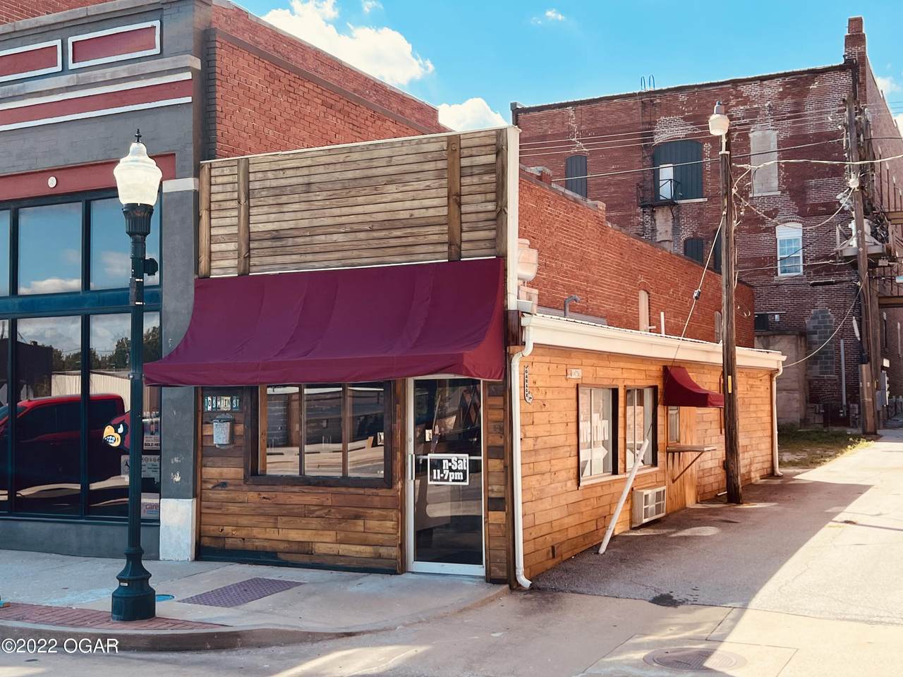 10 Main Street - Photo 1