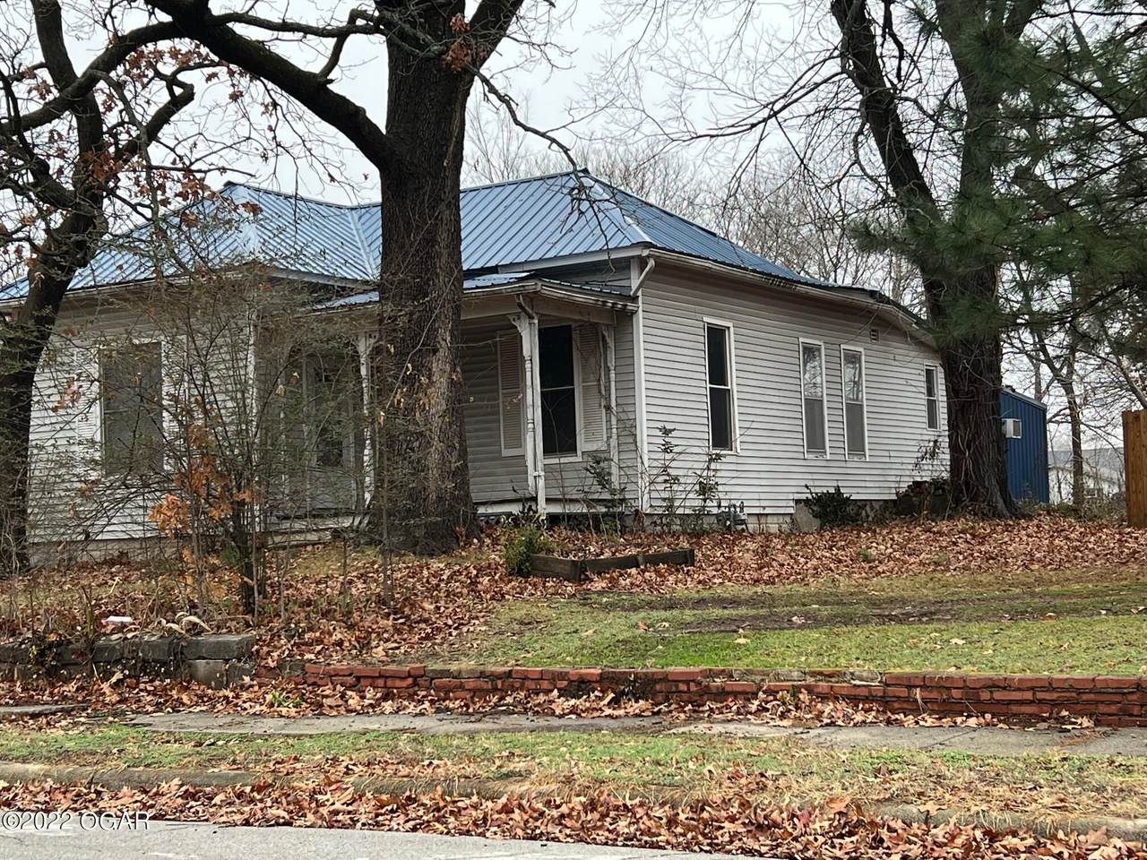 1315 Center Street - Photo 1