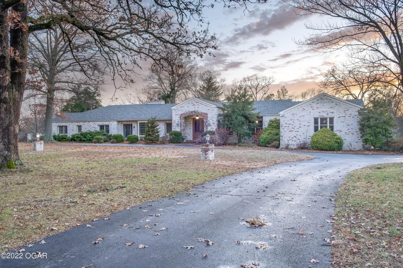4330 Jackson Avenue - Photo 1