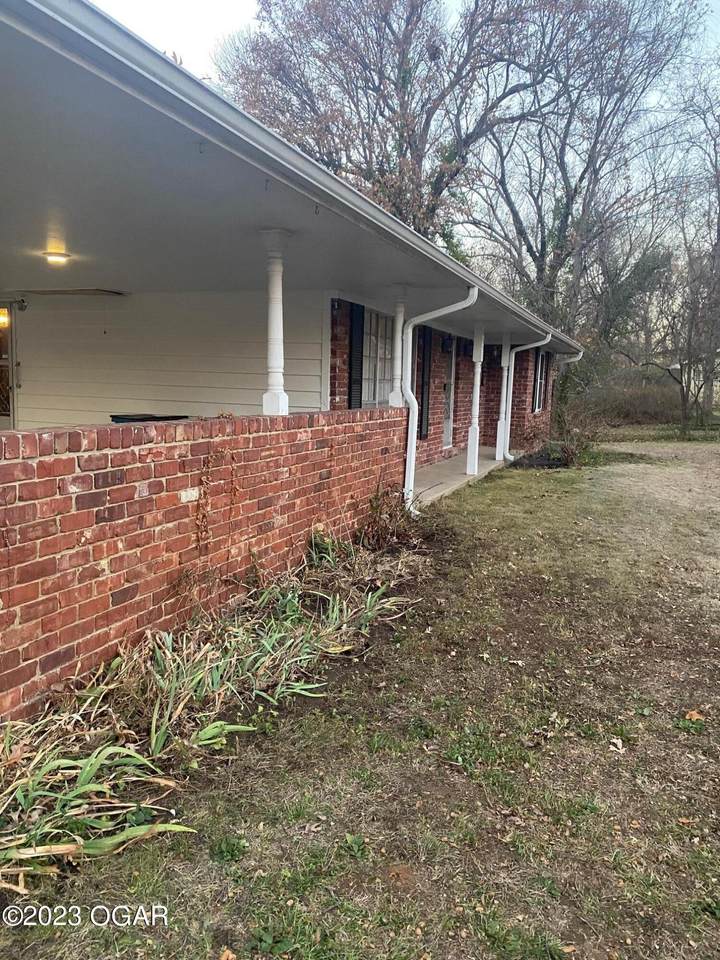 6653 Park Circle - Photo 1