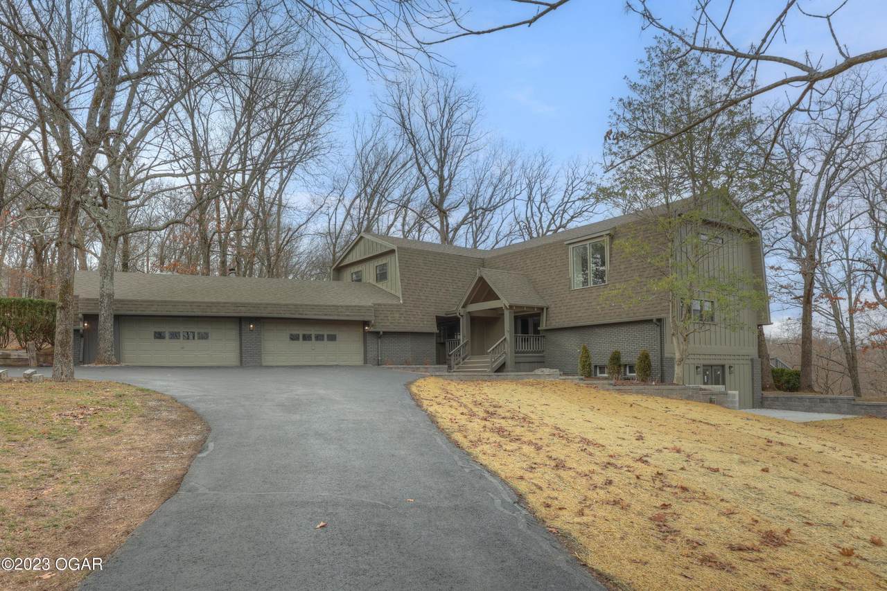 5554 Riverside Drive - Photo 1