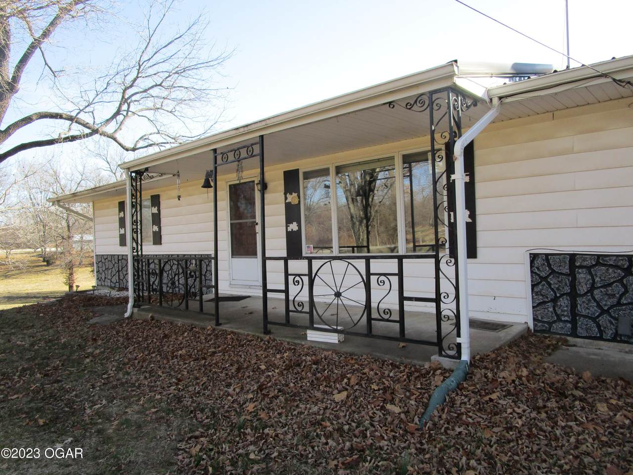 12210 Old 66 Boulevard - Photo 1