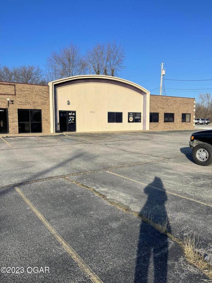 801 15th Street - Photo 1