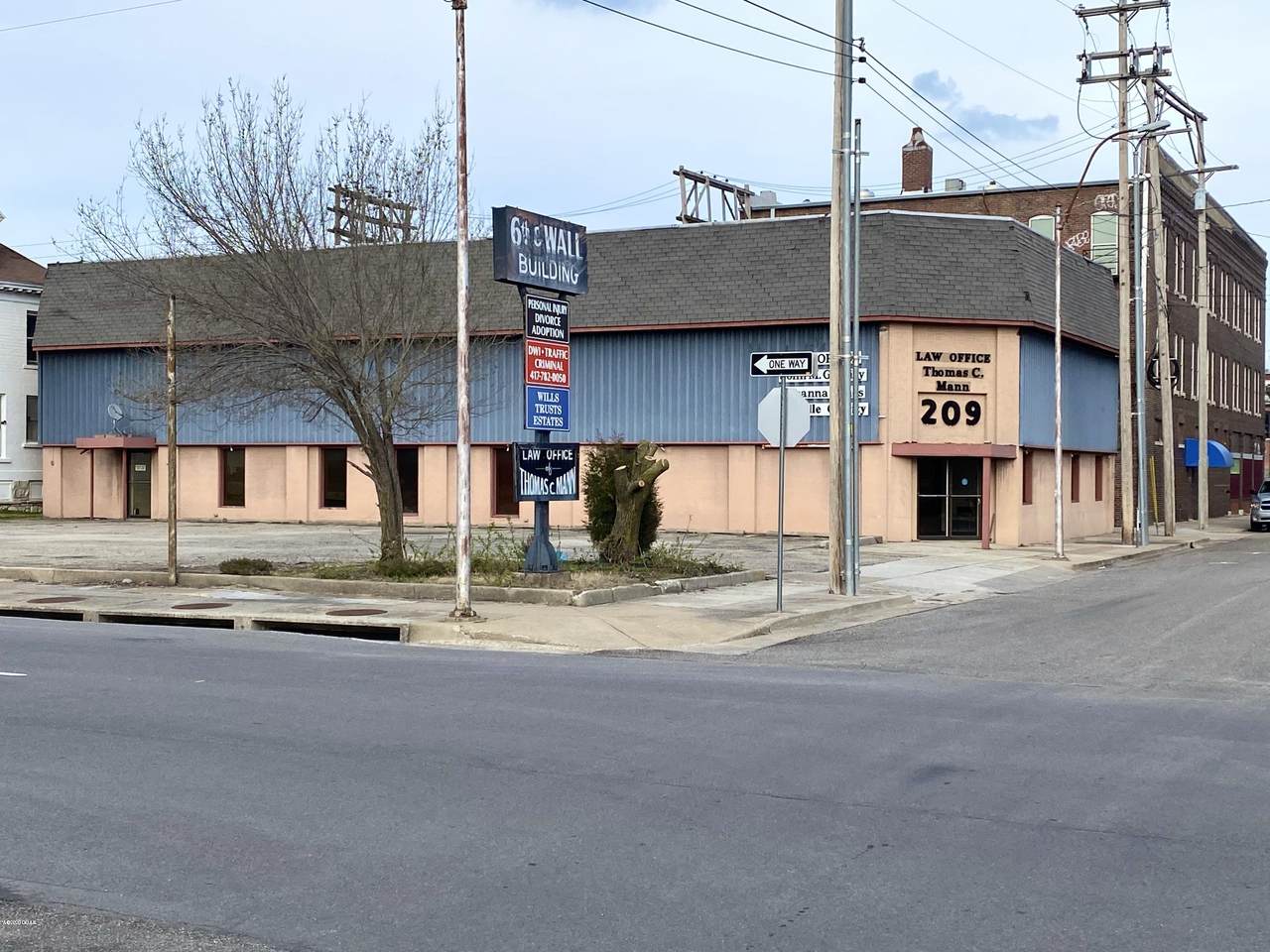 209 6th Street - Photo 1