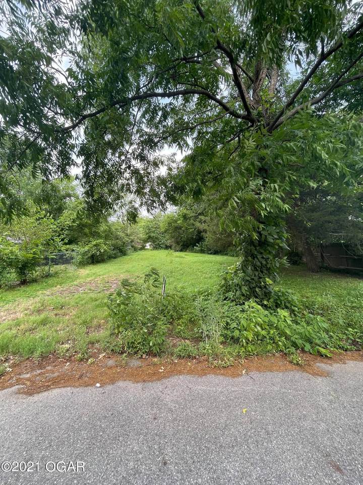 1015 Kansas Avenue - Photo 1