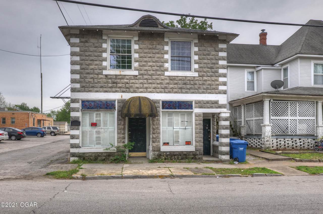 814 4th Street - Photo 1