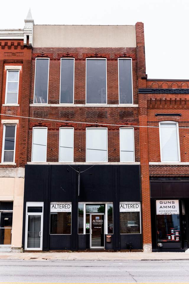 826 Main Street - Photo 1