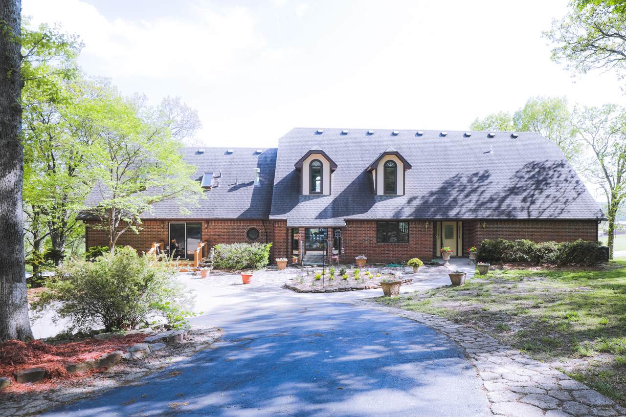 69 Horseshoe Drive - Photo 1