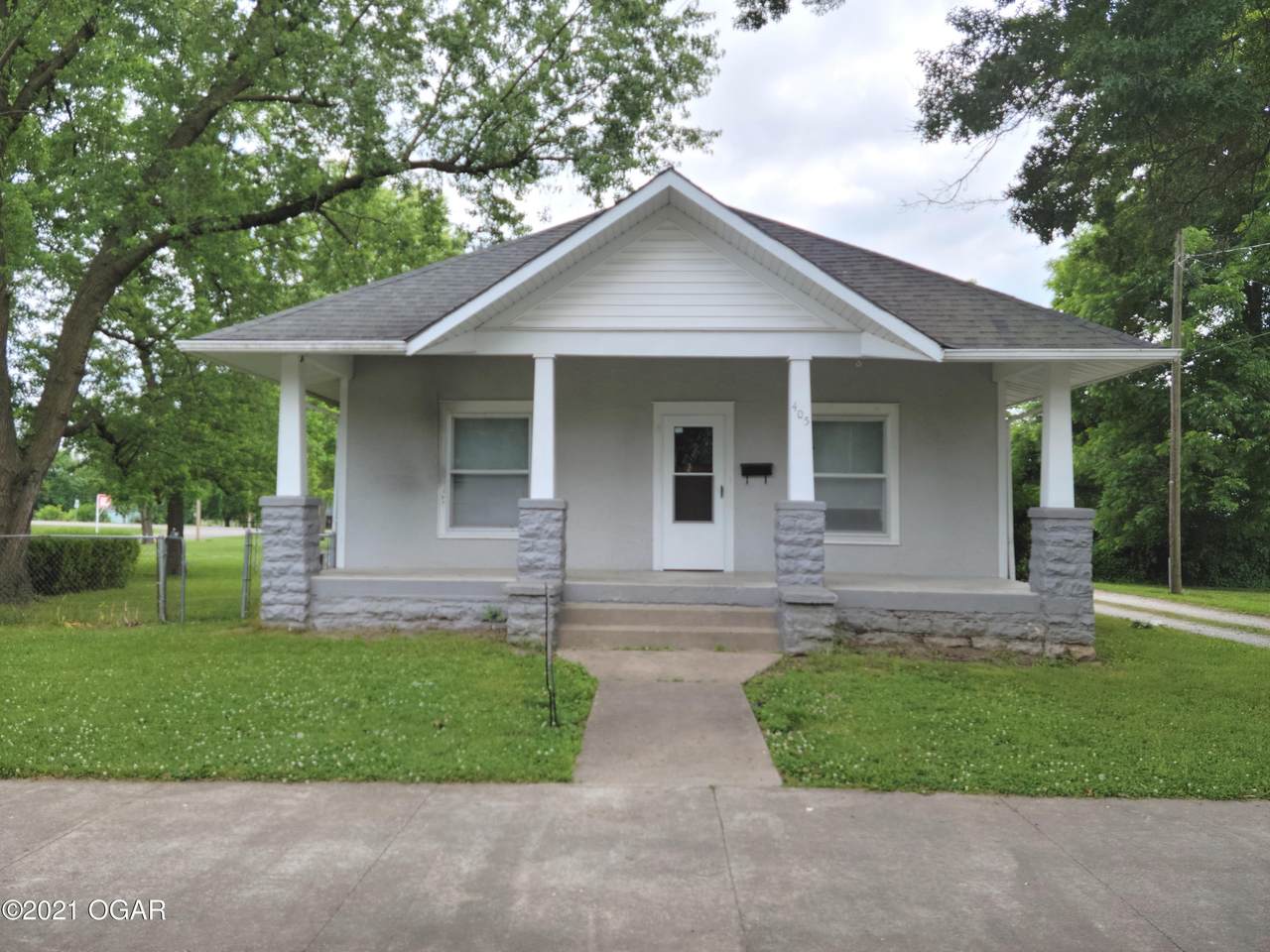 405 11th Street - Photo 1