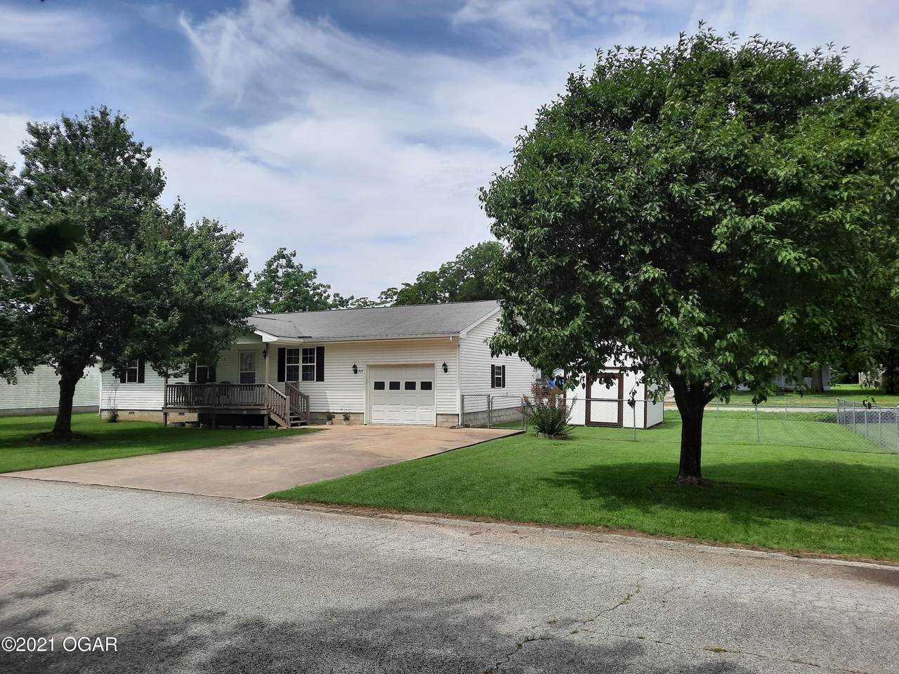 903 Jackson Terrace - Photo 1