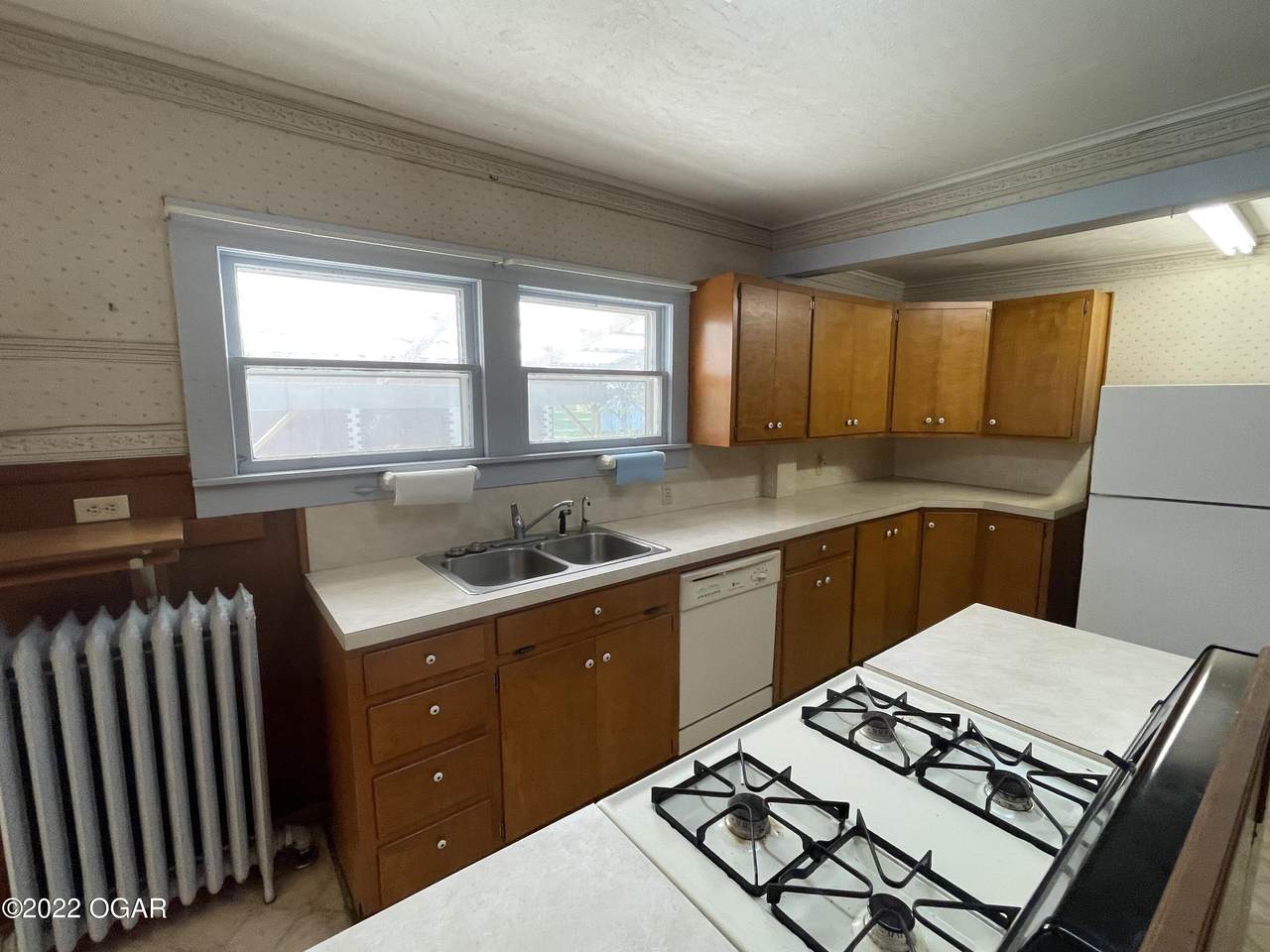 307 Broadway Street - Photo 1