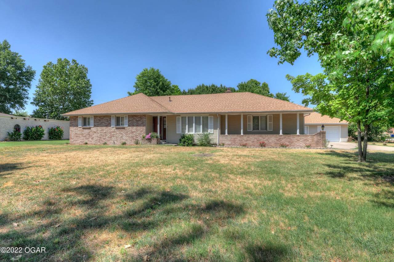 79 Canterbury Lane - Photo 1