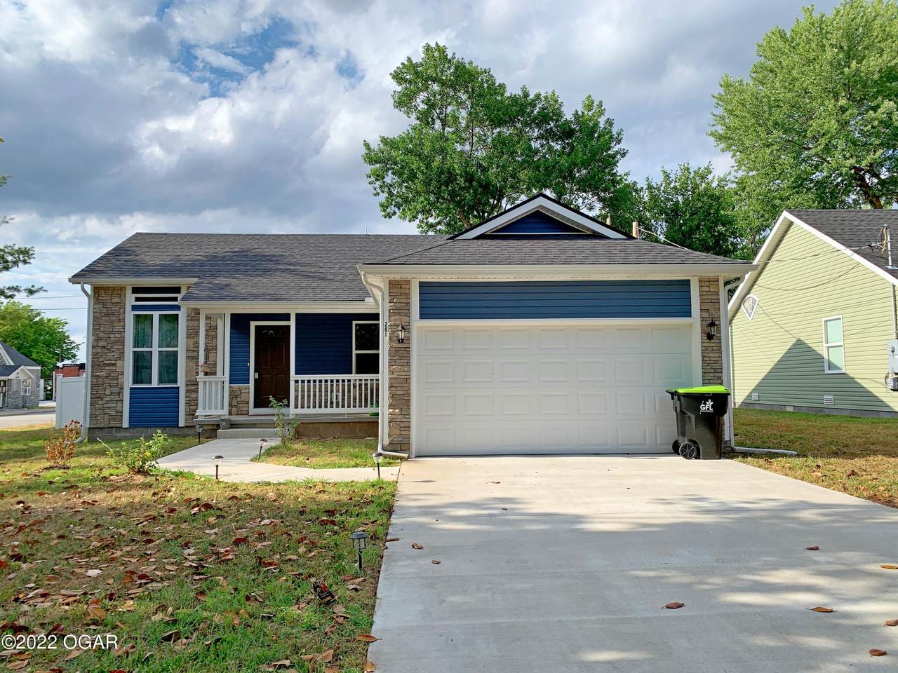 201 Hardy Street - Photo 1