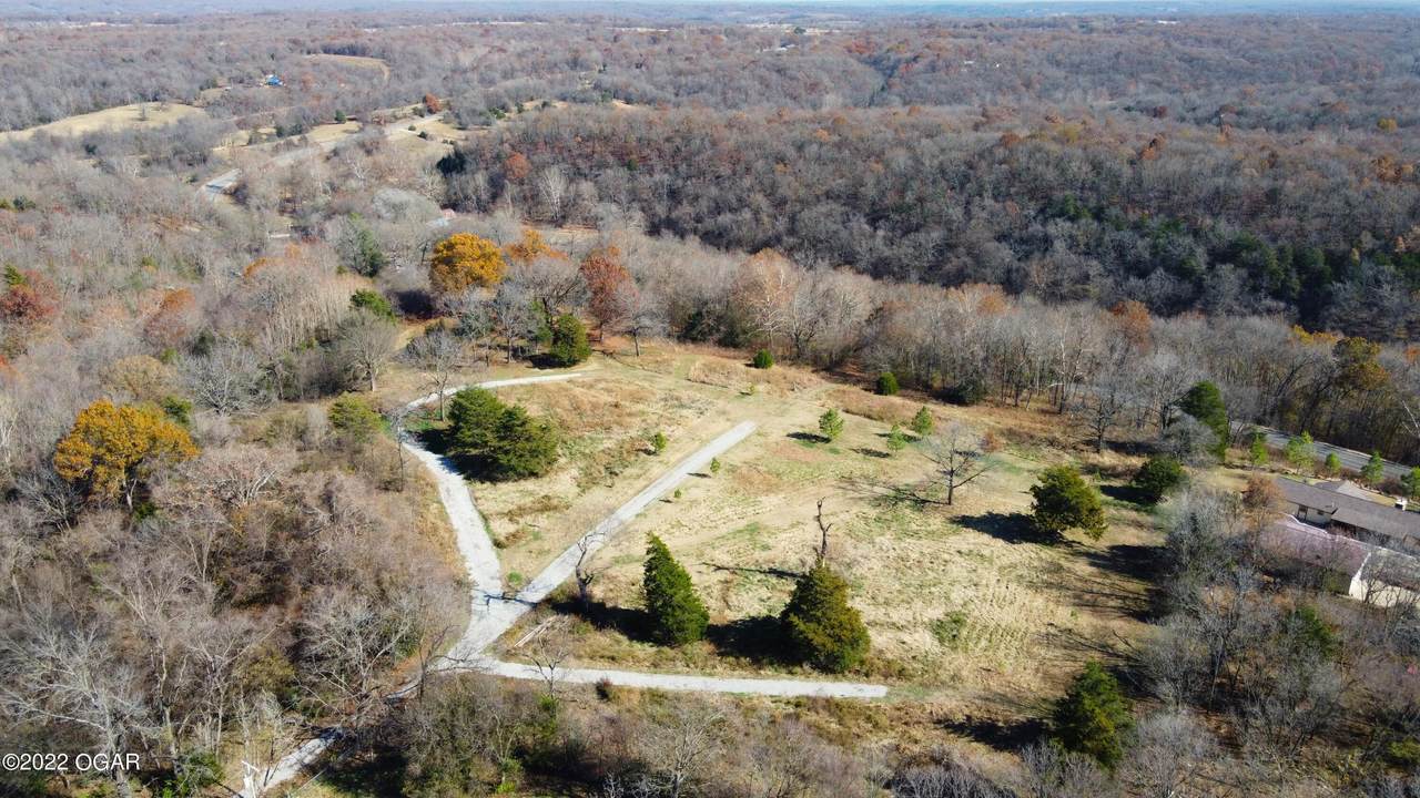 16827 State Highway 90 - Photo 1
