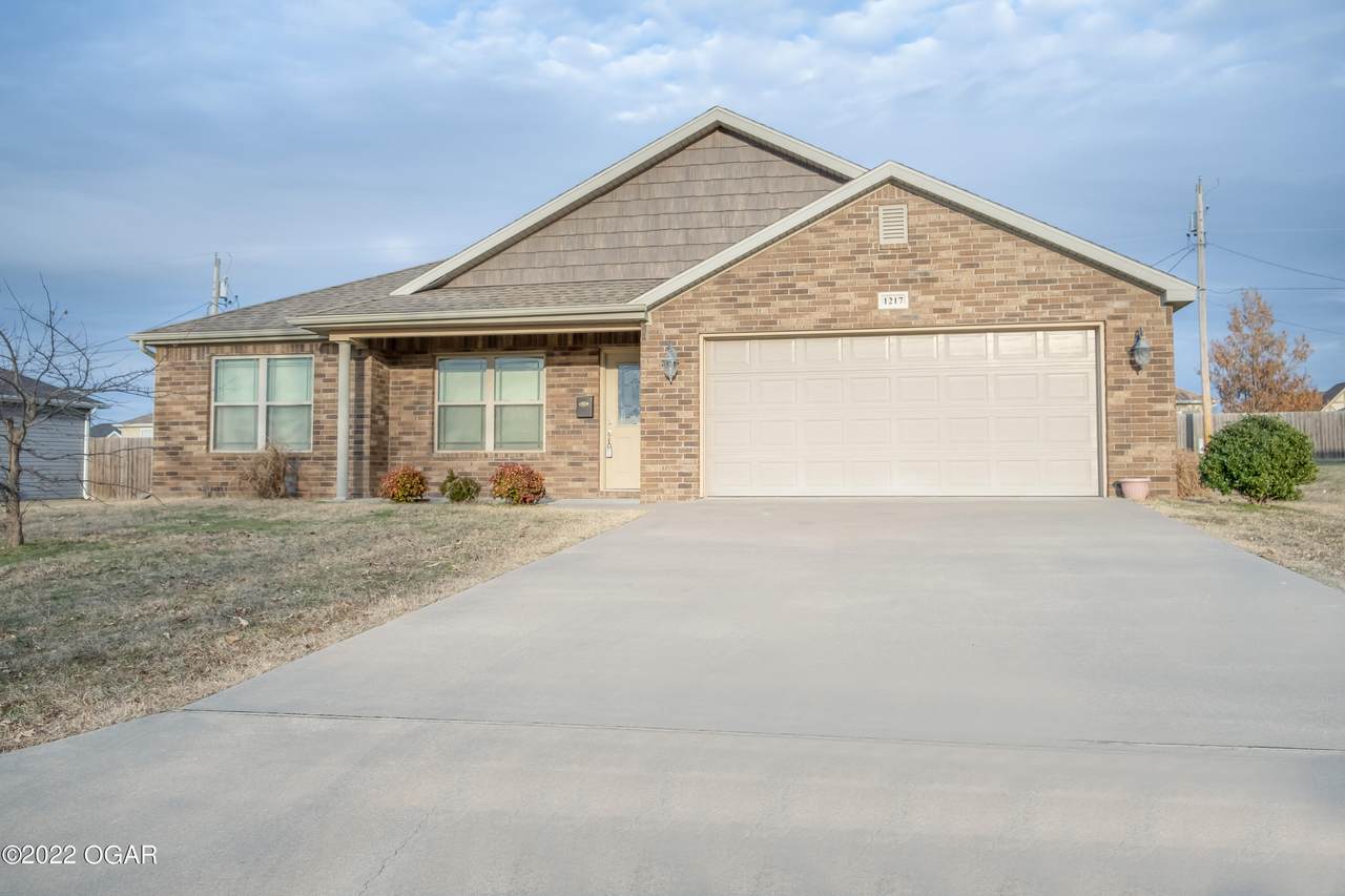 1217 Roland Avenue - Photo 1