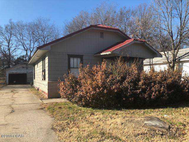 2227 Military Avenue - Photo 1